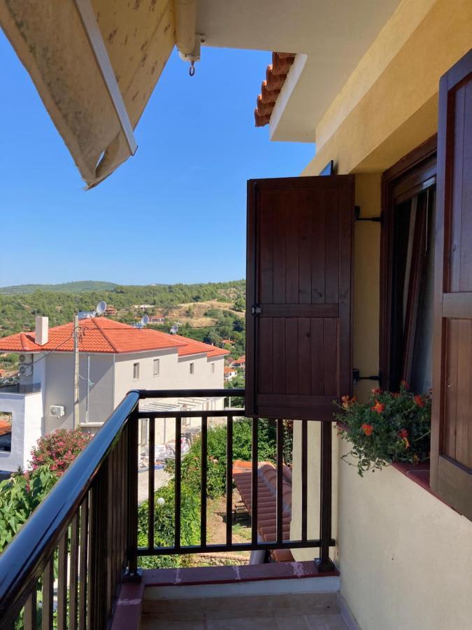 Nikiti Seaview Apartment Bagian luar foto
