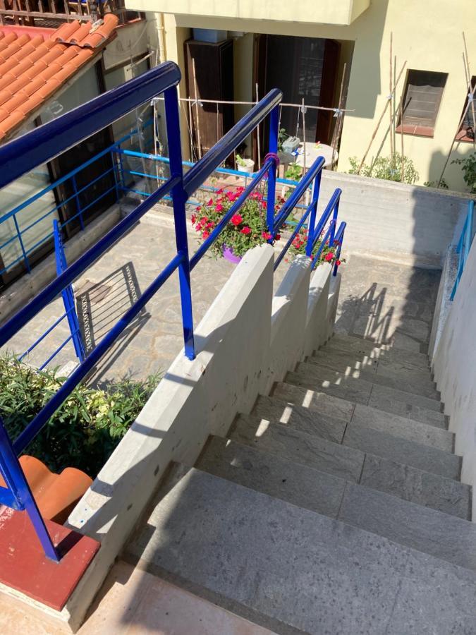 Nikiti Seaview Apartment Bagian luar foto